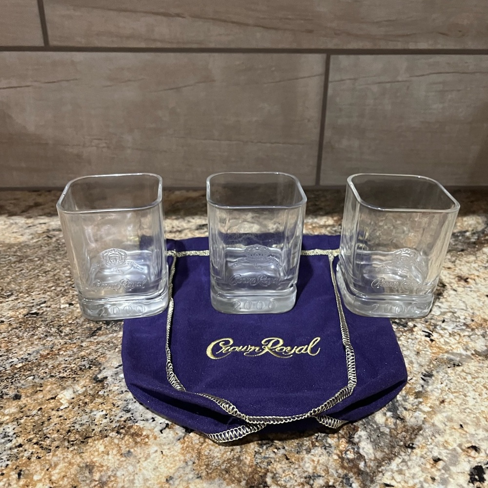Crown Royal Glass Set with Purple Bag
